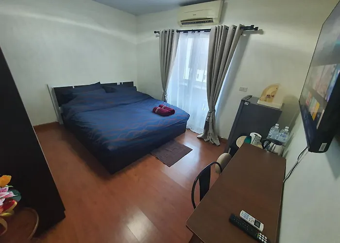 Flr3rd View Wifi I Tv I Ac I Near Mrt Khu Bon バンコク都