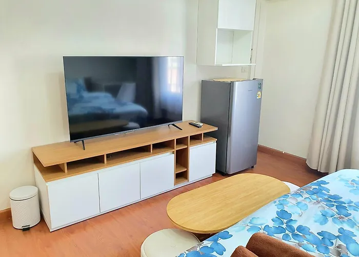 Flr3rd View Wifi I Tv I Ac I Near Mrt Khu Bon * バンコク都